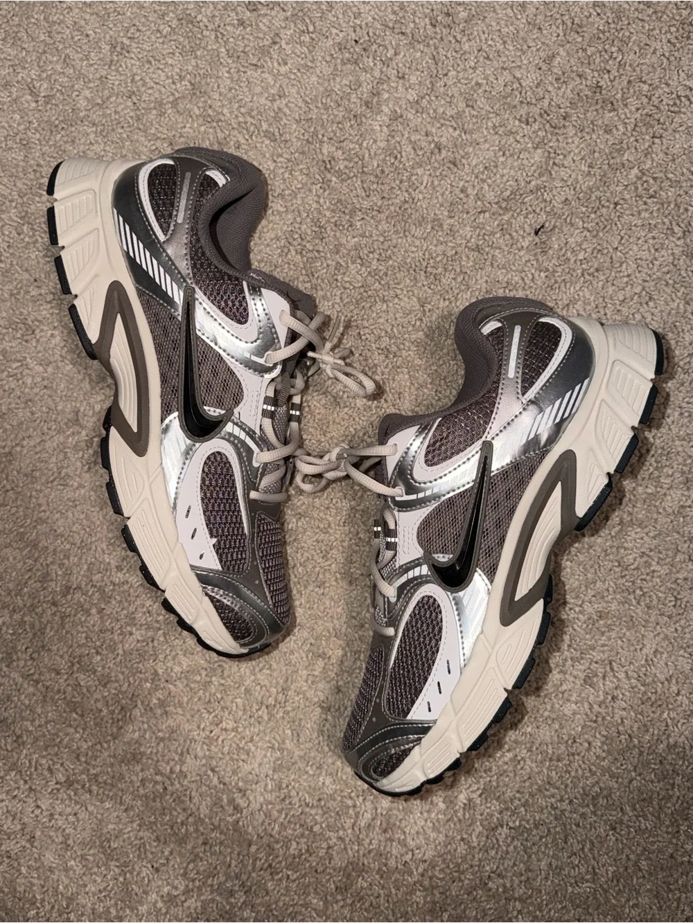 Nike V5 RNR ‘Cave Stone Black’